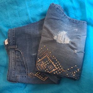 Women 18W distressed jeans